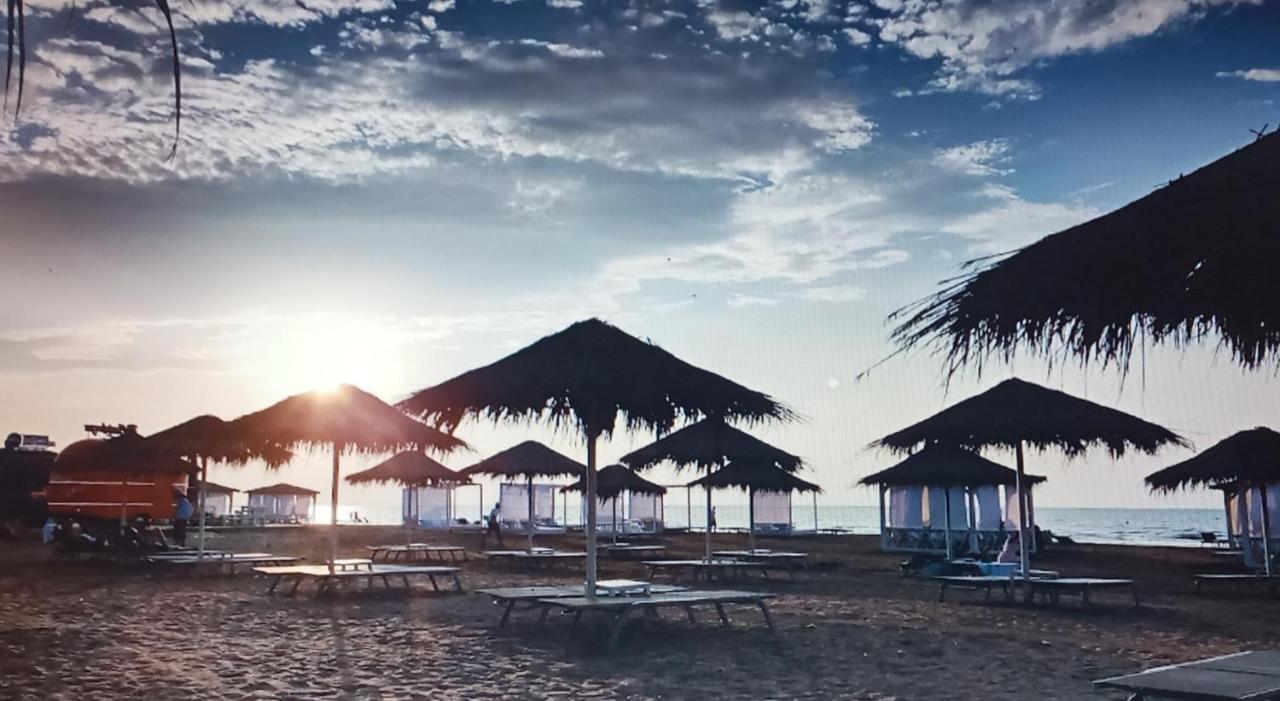 Hotel Sea Breeze Nardaran Exterior foto
